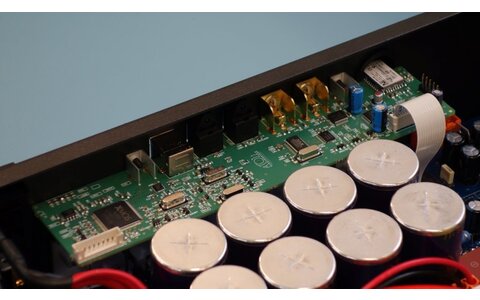 Atoll IN200 Signature Srebrny Wzmacniacz Stereo 