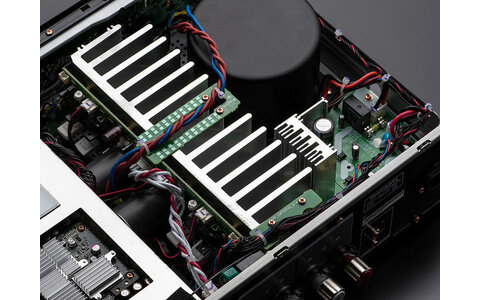 Marantz PM7000N Czarny Stereofoniczny Wzmacniacz Zintegrowany z Funkcjami Sieciowymi