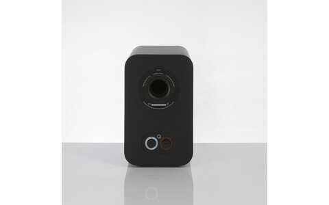 Q Acoustics QA 3020i Black