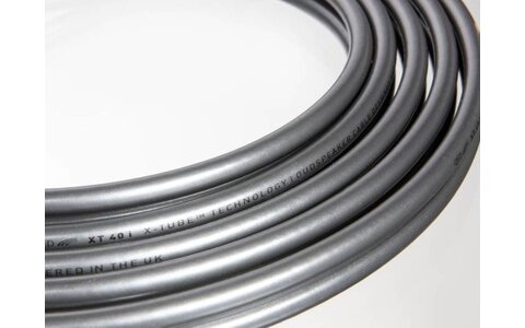 QED XT40i QE1350 Przewód Głośnikowy