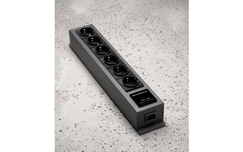 Gigawatt PF-1e Listwa Filtrująca z Kablem Zasilającym PowerSync 1,5m 