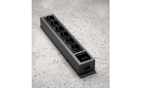 Gigawatt PF-1e Listwa Filtrująca z Kablem Zasilającym PowerSync Plus 1,5m 