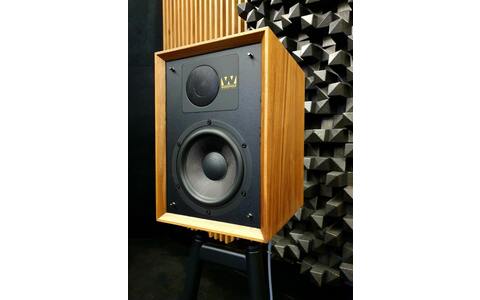 Kolumna Podstawkowa Wharfedale Denton 85th Orzech