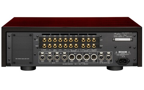 Przedwzmacniacz Accuphase C-2850 tył