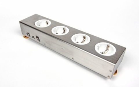 Listwa zasilająca Oyaide MTS