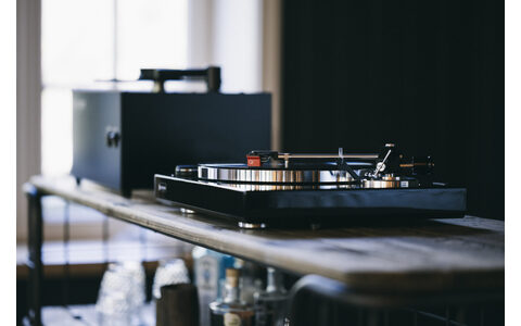 Gramofon Analogowy Bez Wkładki Rekkord Audio M600 Czarny Połysk