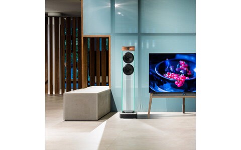 Przezroczyste Kolumny Podłogowe Waterfall Audio Niagara XT1